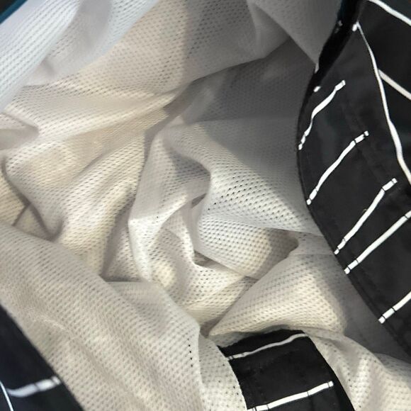 GAP black and white striped men’s swim trunks, bathing suit, size XL board short - Picture 3 of 5